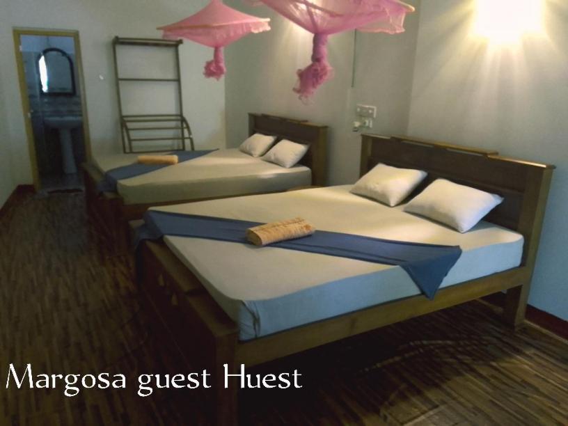 Margosa Guesthouse Mirissa Camera foto