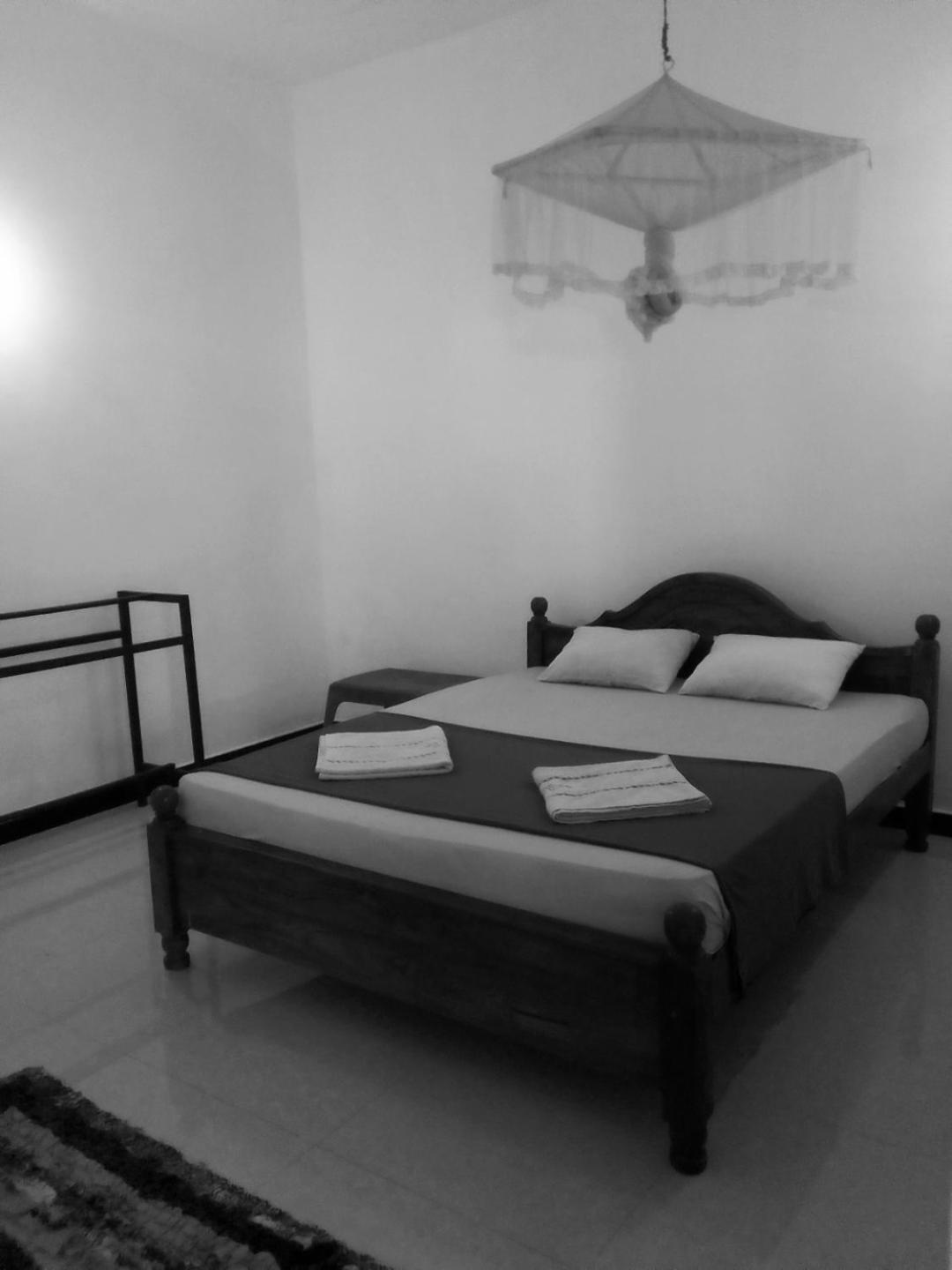 Margosa Guesthouse Mirissa Camera foto
